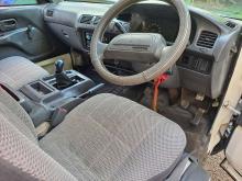 https://riyasewana.com/uploads/toyota-cr27-tawnace-271748506235.jpg