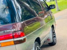 https://riyasewana.com/uploads/toyota-cr27-townace-310592417565.jpg