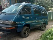 Toyota CR36 1992 Van