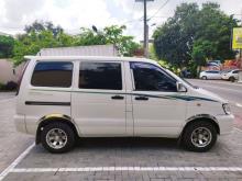 https://riyasewana.com/uploads/toyota-cr41-2-171151176775.jpg