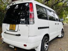 Toyota Noah CR41 1999 Van