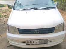 Toyota CR41 2000 Van
