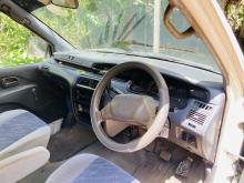 https://riyasewana.com/uploads/toyota-cr41-noha-314085924301.jpg