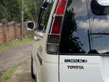https://riyasewana.com/uploads/toyota-cr42-2416564924972.jpg