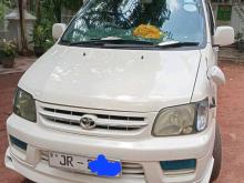 Toyota Cr42 1999 Van