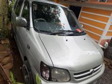 Toyota CR42 2000 Van