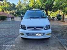 Toyota Noah CR42 2000 Van