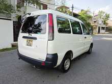 https://riyasewana.com/uploads/toyota-cr42-townace-121640404802.jpg