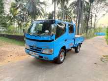 Toyota CrewCab 1999 Crew Cab