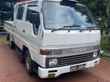 Toyota CrewCab 1993 Crew Cab