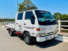 Toyota CrewCab 1992 Crew Cab