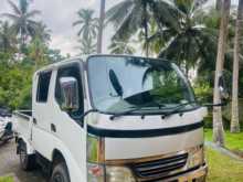 Toyota CrewCab 1999 Crew Cab