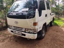 Toyota CrewCab 2000 Crew Cab