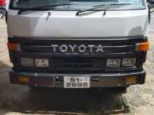 Toyota CrewCab 1986 Crew Cab