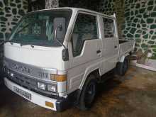 Toyota CrewCab 1992 Crew Cab