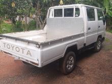 Toyota CrewCab 1993 Crew Cab