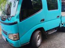 Toyota CrewCab 2006 Crew Cab