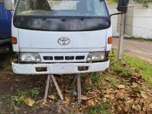 Toyota CrewCab 2000 Crew Cab