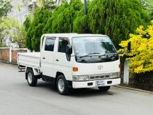Toyota CrewCab 2000 Crew Cab