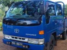 Toyota CrewCab 1996 Crew Cab