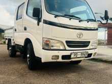 Toyota CrewCab 2006 Crew Cab