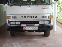 Toyota CrewCab 1986 Crew Cab