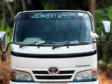 Toyota CrewCab 1999 Crew Cab