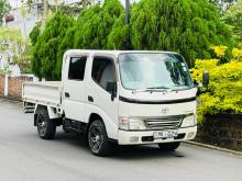 Toyota CrewCab 2003 Crew Cab