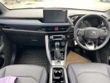 https://riyasewana.com/uploads/toyota-cross-2025-2025-123305812344.jpg