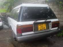 https://riyasewana.com/uploads/toyota-crown-1986-814131812571.jpg