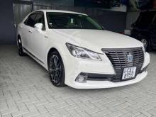 https://riyasewana.com/uploads/toyota-crown-2013-16152547121326.jpg