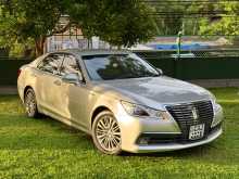 Toyota Crown 2013 Car