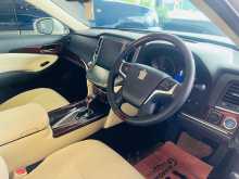 https://riyasewana.com/uploads/toyota-crown-2013-2713053712964.jpg