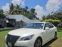 Toyota Crown 2016 Car