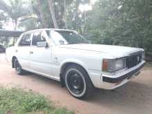 Toyota CROWN 1982 Car