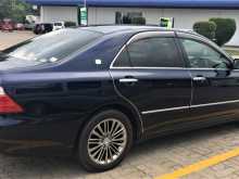 https://riyasewana.com/uploads/toyota-crown-grs180-13161623934.jpg
