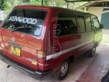 Toyota CR27 1990 Van
