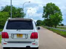 Toyota Cygnus V8 2004 SUV