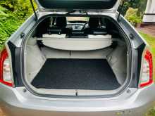 https://riyasewana.com/uploads/toyota-daa-zvw-4133225215.jpg