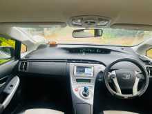https://riyasewana.com/uploads/toyota-daa-zvw-4133225904.jpg