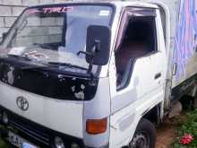 Toyota Dyna 2000 Lorry