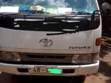 Toyota Dyna 1990 Lorry