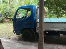 https://riyasewana.com/uploads/toyota-dayana-121744116044.jpg