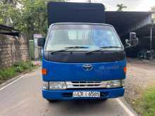 Toyota Dyna 2000 Lorry