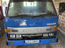 https://riyasewana.com/uploads/toyota-dayana-159184522143.jpg