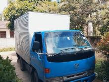 Toyota Dyna 1986 Lorry