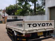 https://riyasewana.com/uploads/toyota-dayana-1987-119445112133.jpg