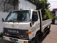 Toyota Dyna 1987 Lorry