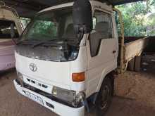 Toyota Dyna 1990 Lorry