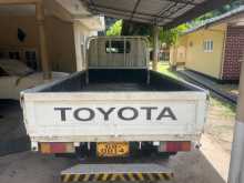 https://riyasewana.com/uploads/toyota-dayana-1994-2913244712883.jpg